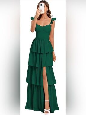 Elegant Emerald Green Tiered Ruffle Maxi Dress